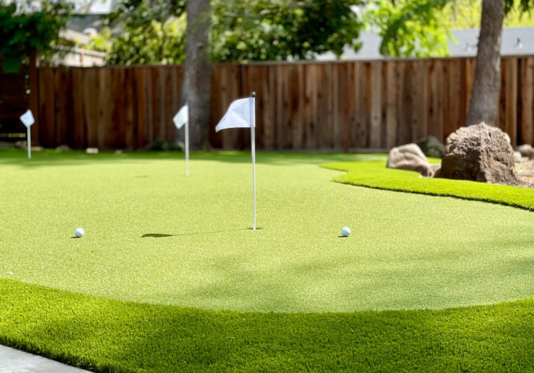 Backyard Putting Greens installation in San Ramon, CA